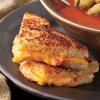 grilled pimiento cheese sandwich